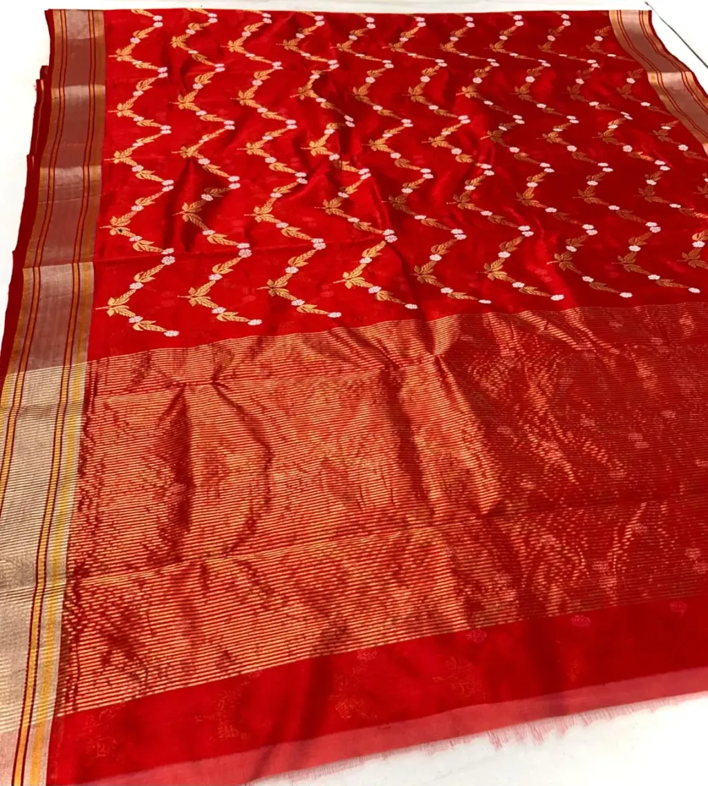 Pure Chanderi Pattu Saree – Handwoven Elegance for Festive Occasions - product image