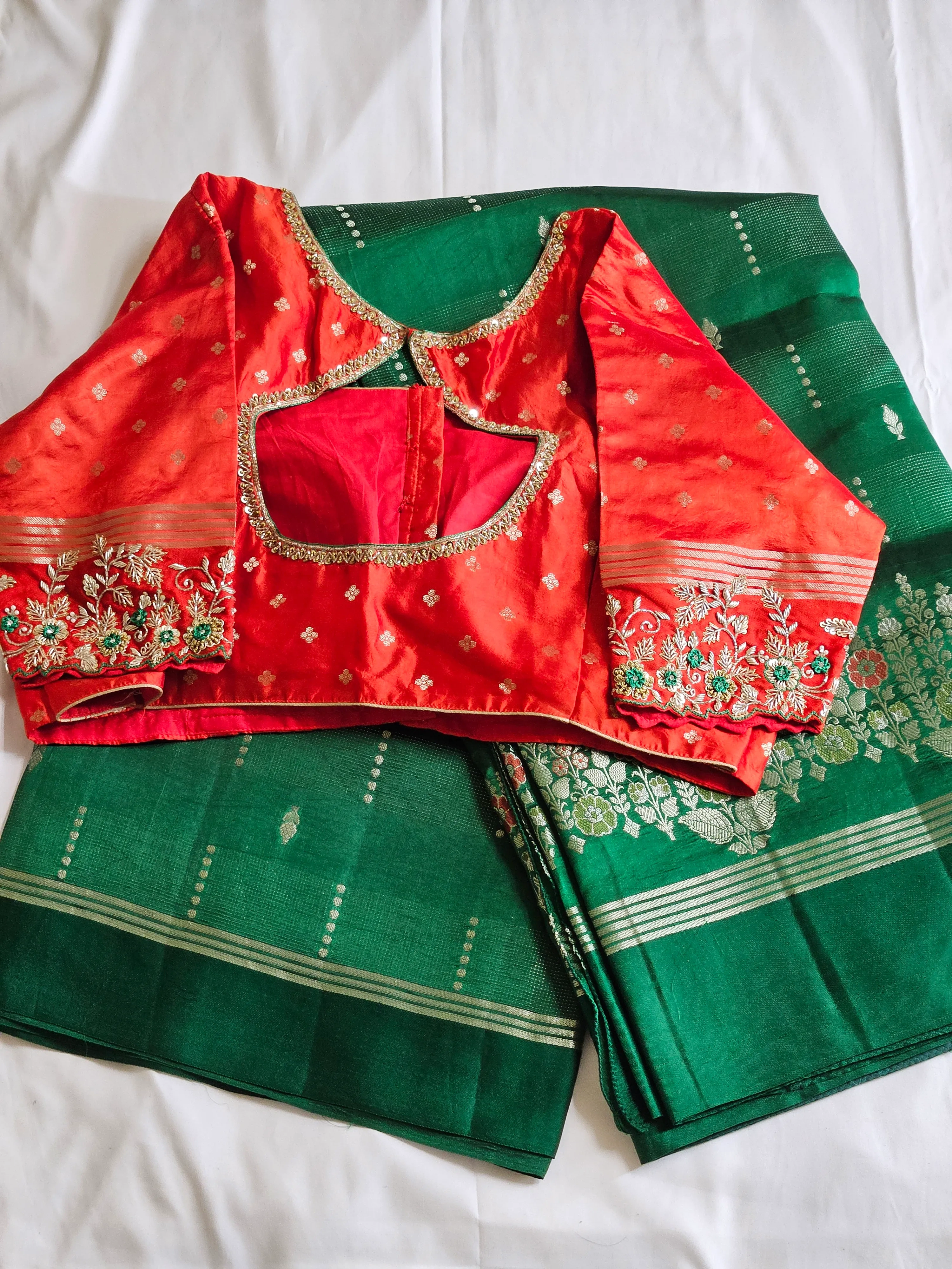 Pure Raw Mango Silk Saree - Handcrafted Elegance - Image 2