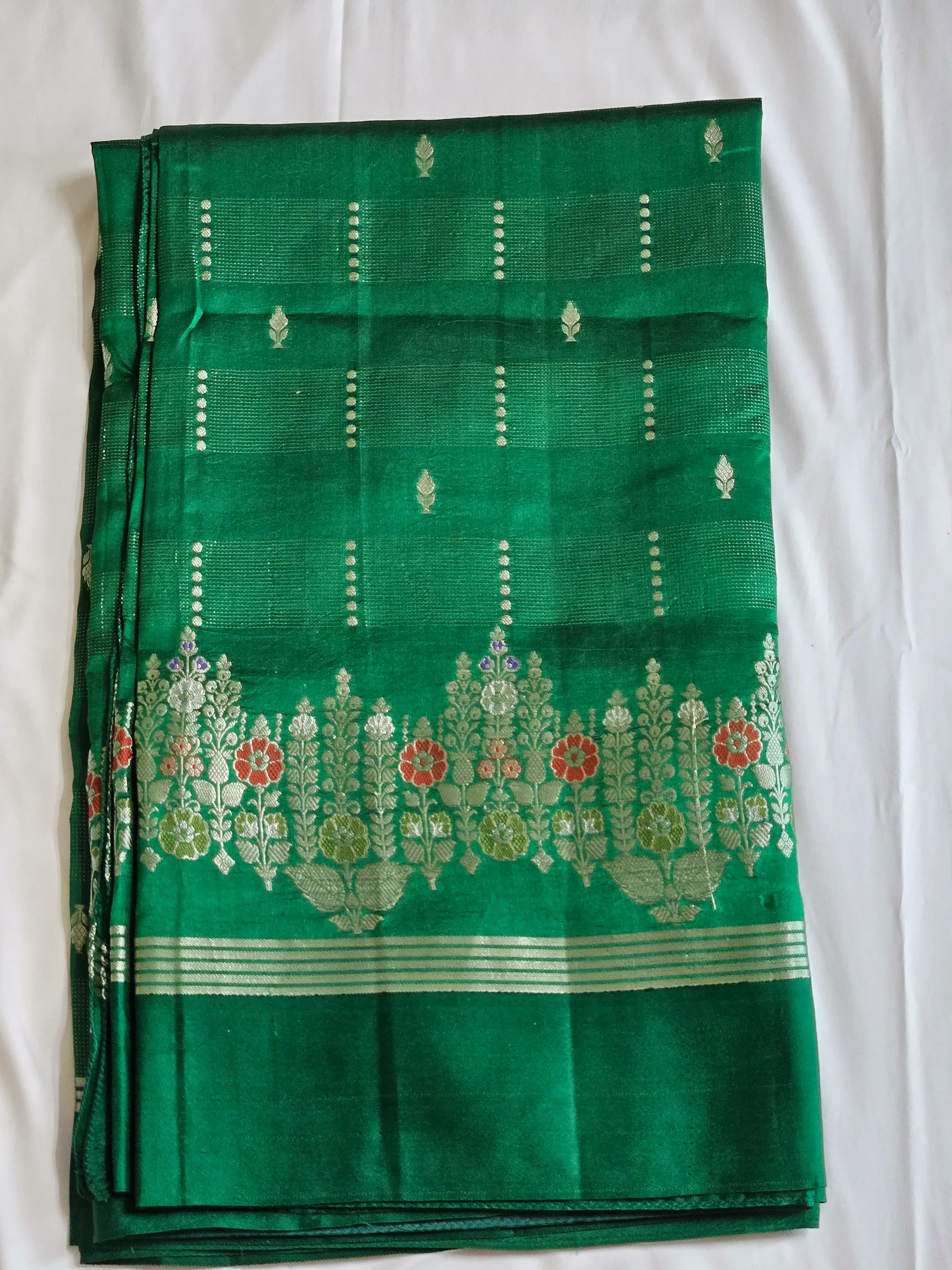 Pure Raw Mango Silk Saree - Handcrafted Elegance - Image 5