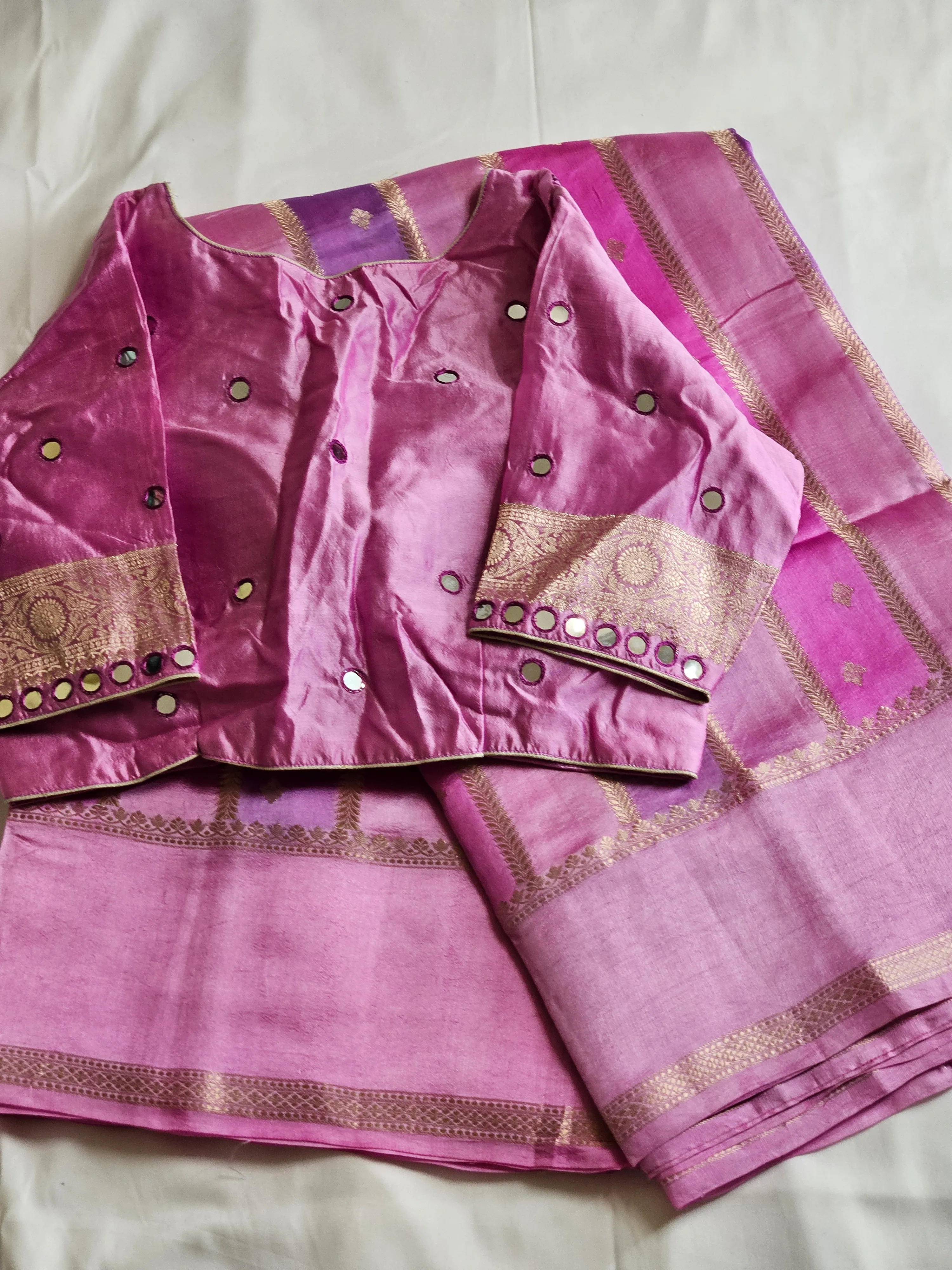 Luxurious Raw Mango Silk Saree - Traditional Indian Elegance - Image 3