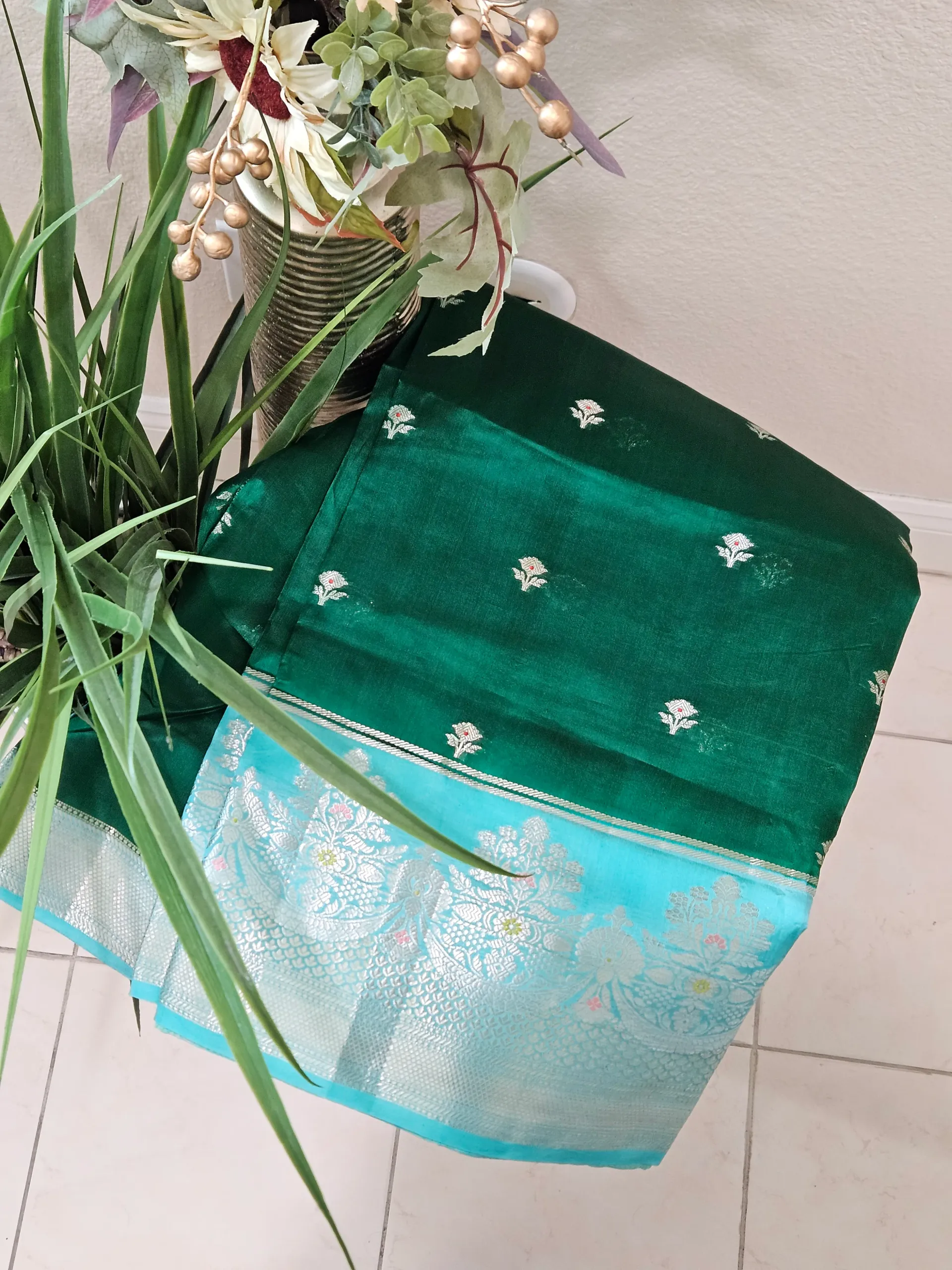 Exquisite Pure Raw Mango Silk Saree - Timeless Indian Elegance - product image