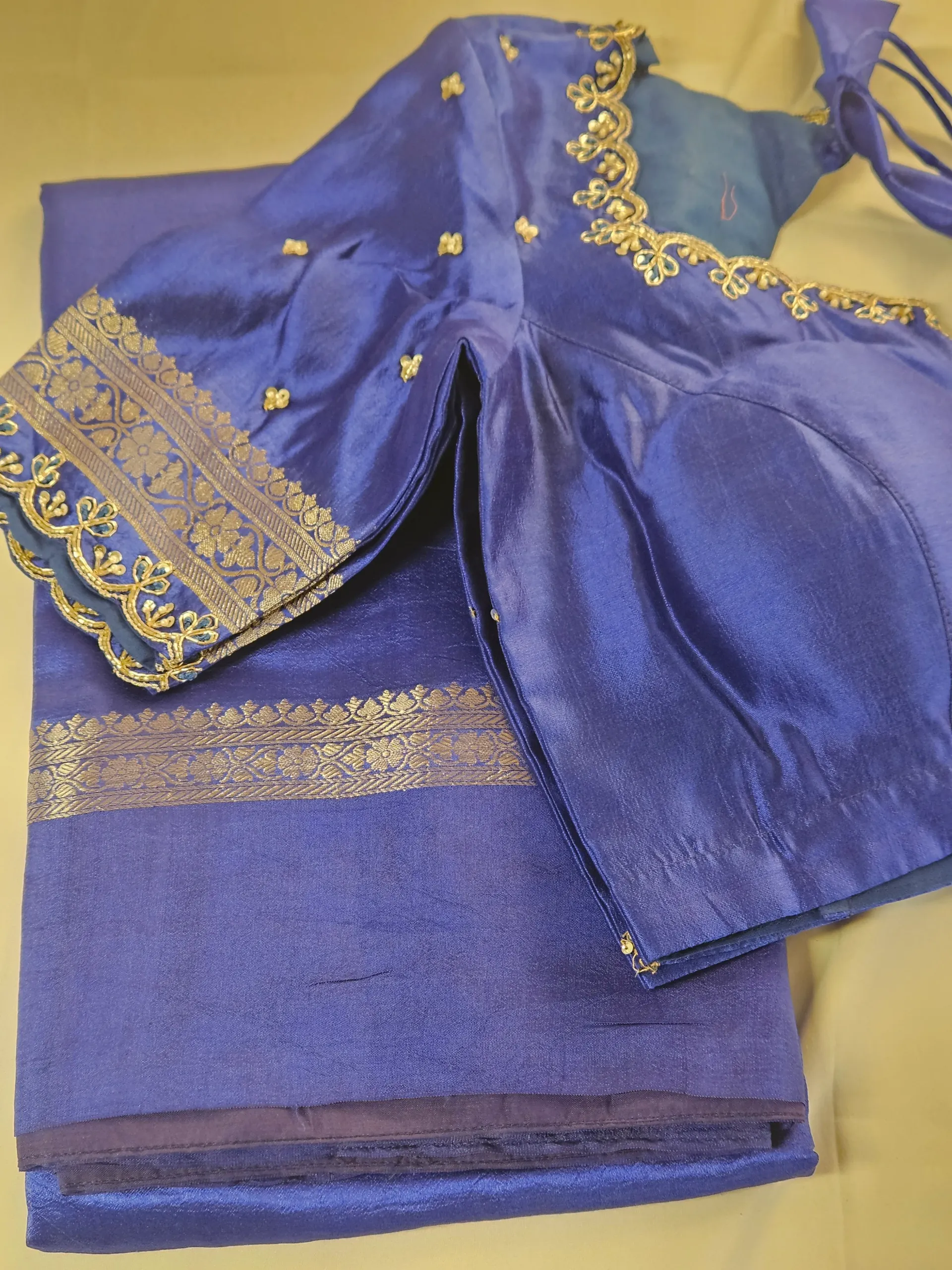 Elegant Pure Raw Mango Silk Saree - Traditional Indian Ethnic Wear - product image