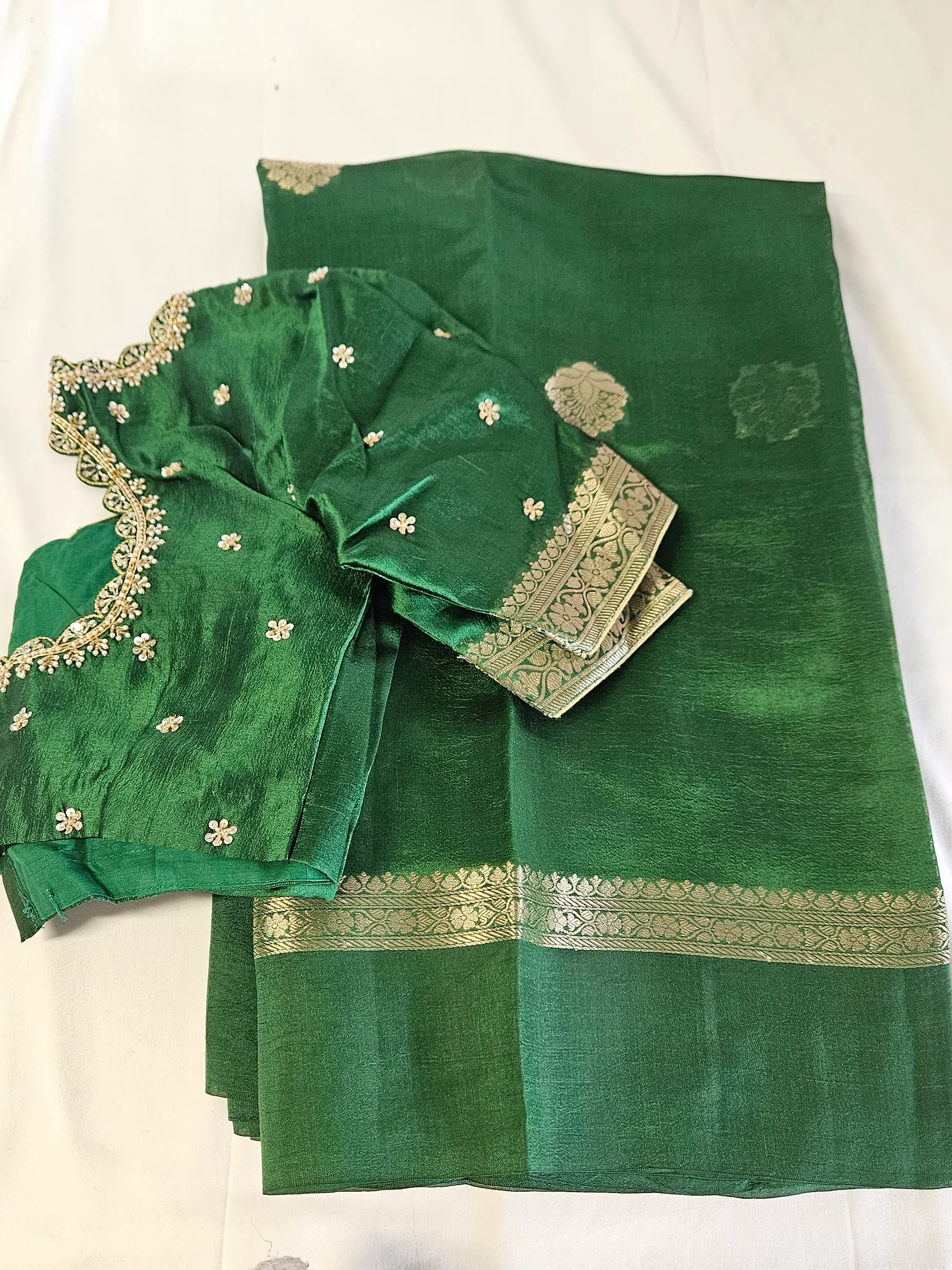 Pure Raw Mango Silk Saree – Timeless Elegance for Weddings - Image 2