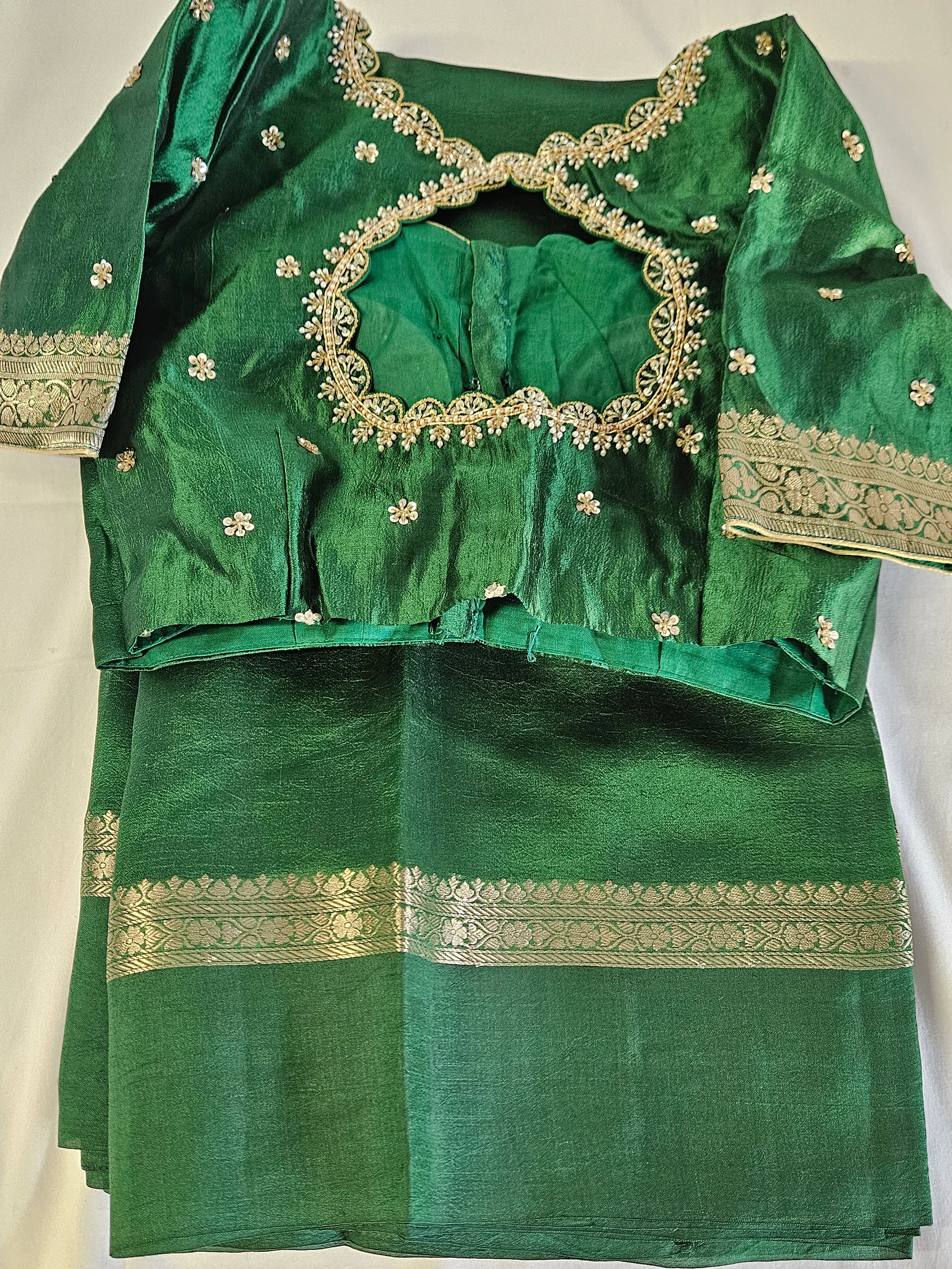 Pure Raw Mango Silk Saree – Timeless Elegance for Weddings - Image 4