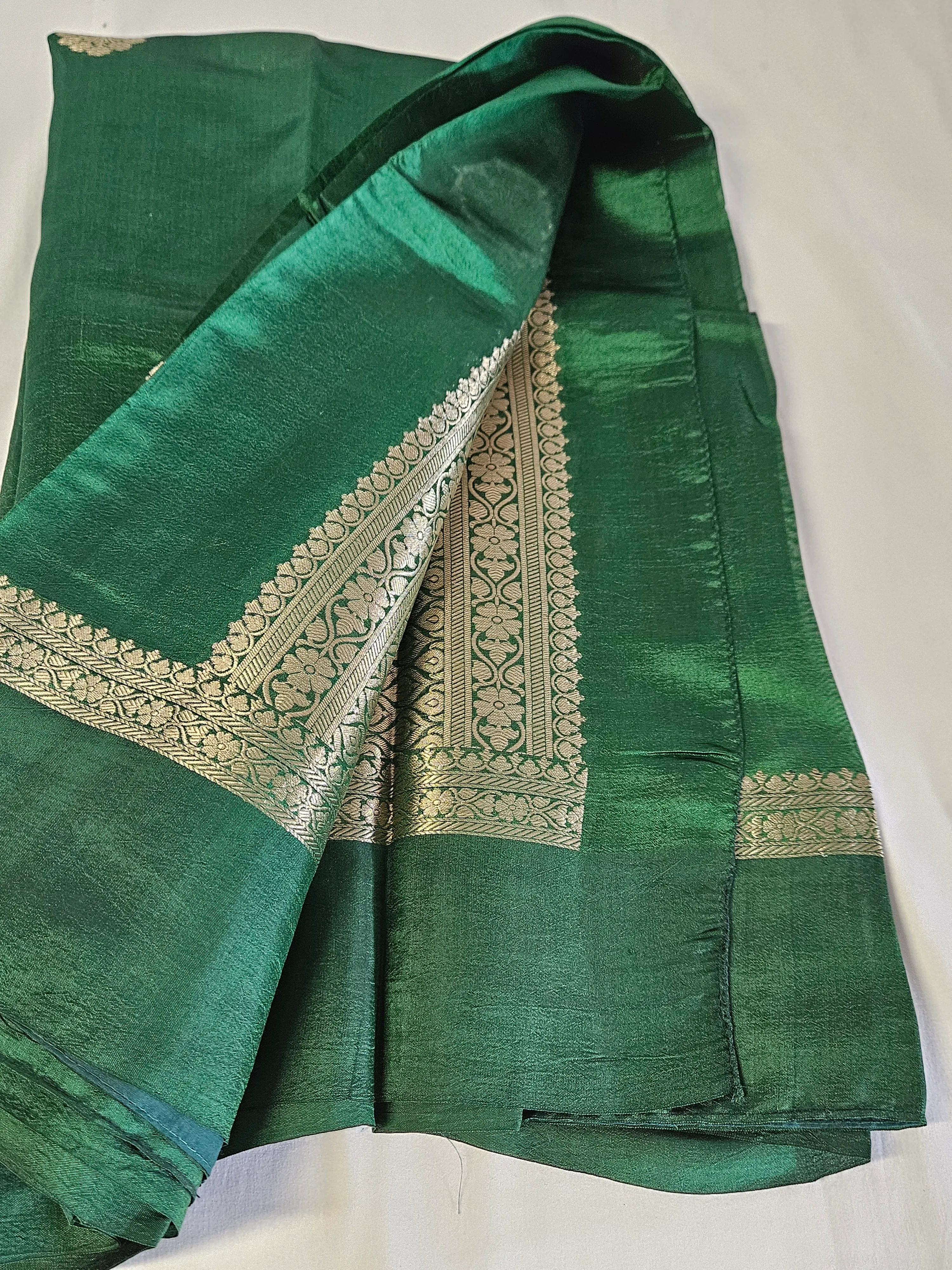Pure Raw Mango Silk Saree – Timeless Elegance for Weddings - Image 5