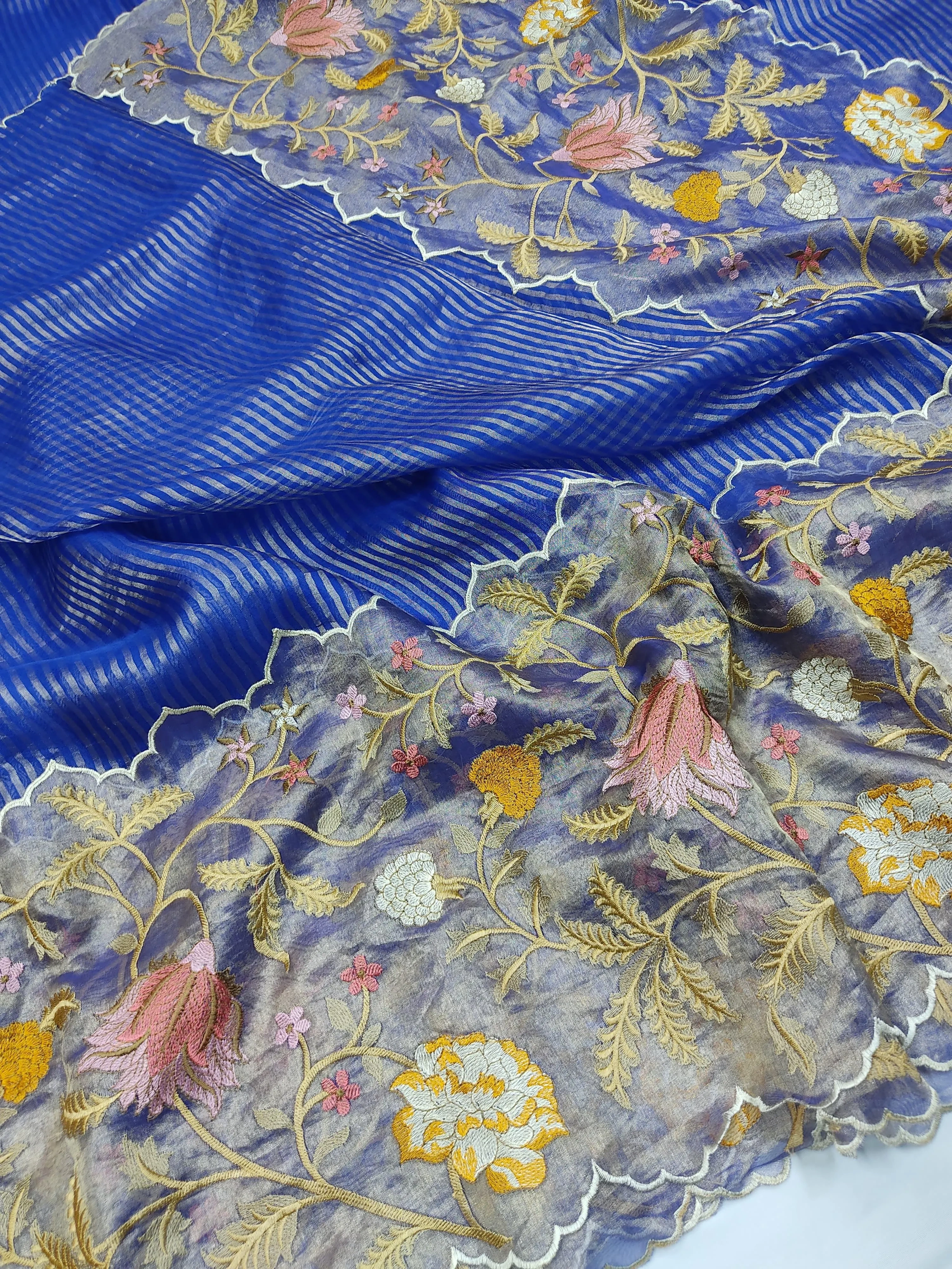 Pure Banarasi Kora Tissue Silk Saree for Weddings & Festivals - Image 4