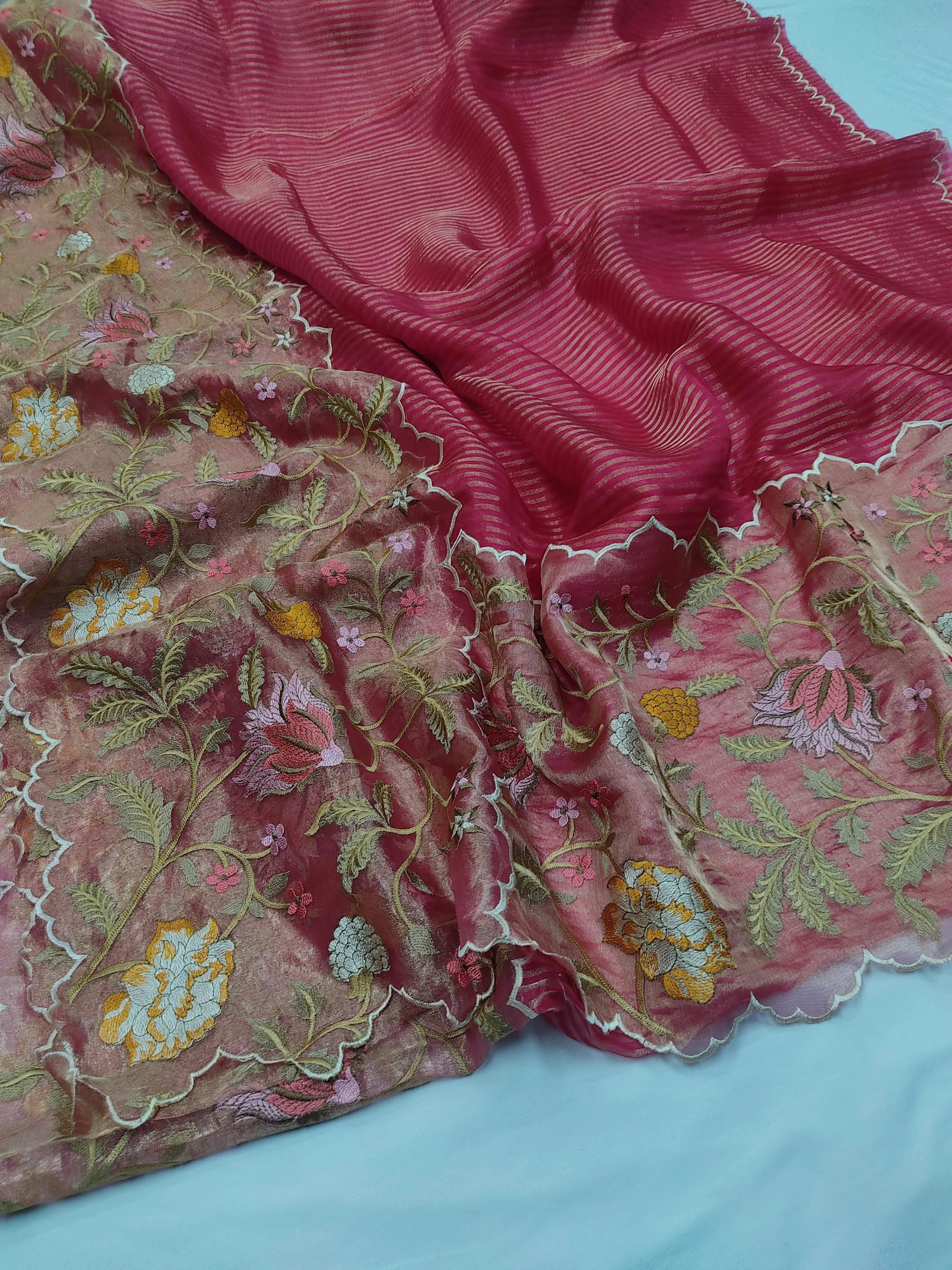 Handwoven Pure Banarasi Kora Tissue Saree - Wedding & Festive Elegance - Image 2