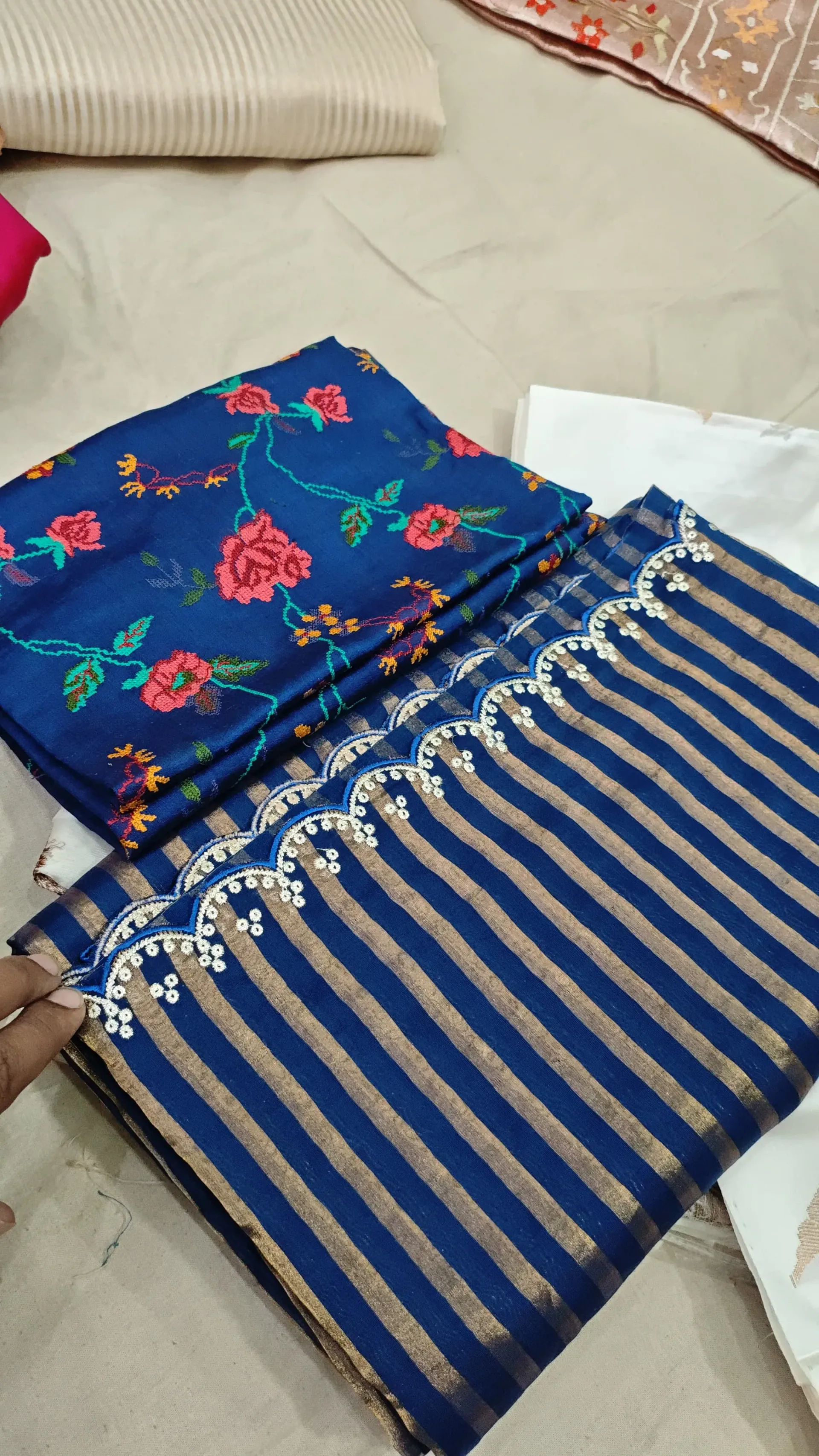 Exquisite Pure Banarasi Kora Tissue Saree – Traditional Elegance Redefined - product image