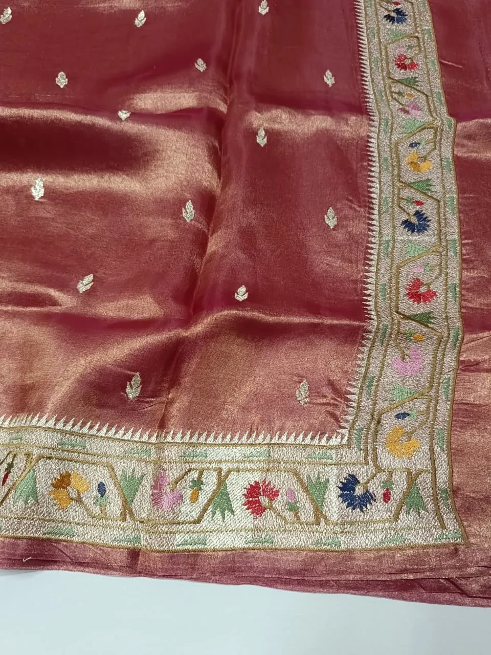 Pure Banarasi Kora Tissue Saree with Gold & Silver Zari - Image 3