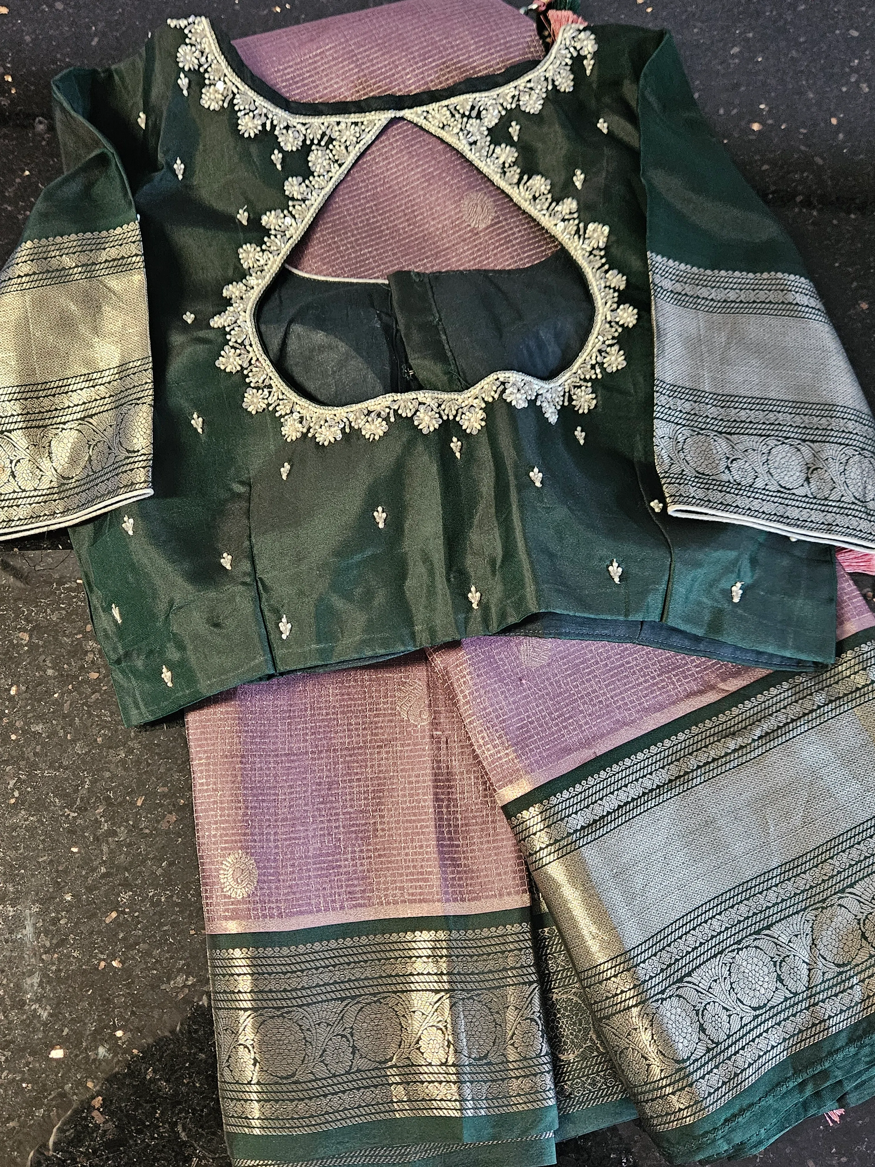 Pure Kanchipuram Silk Wedding Saree with Intricate Zari Motifs - Image 3