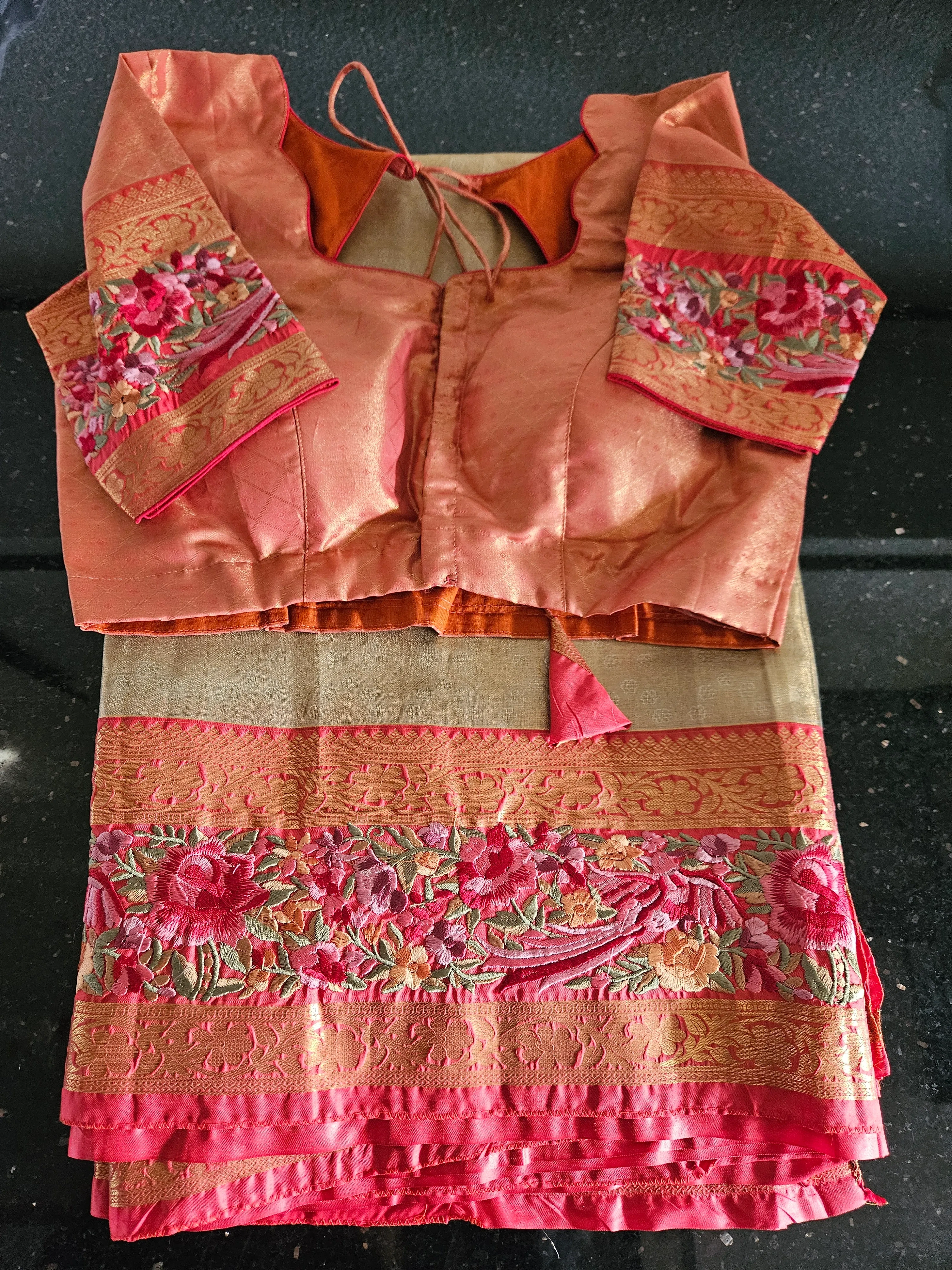 Pure Kanchipuram Silk Saree with Golden Zari - Wedding & Festive Wear - Image 4