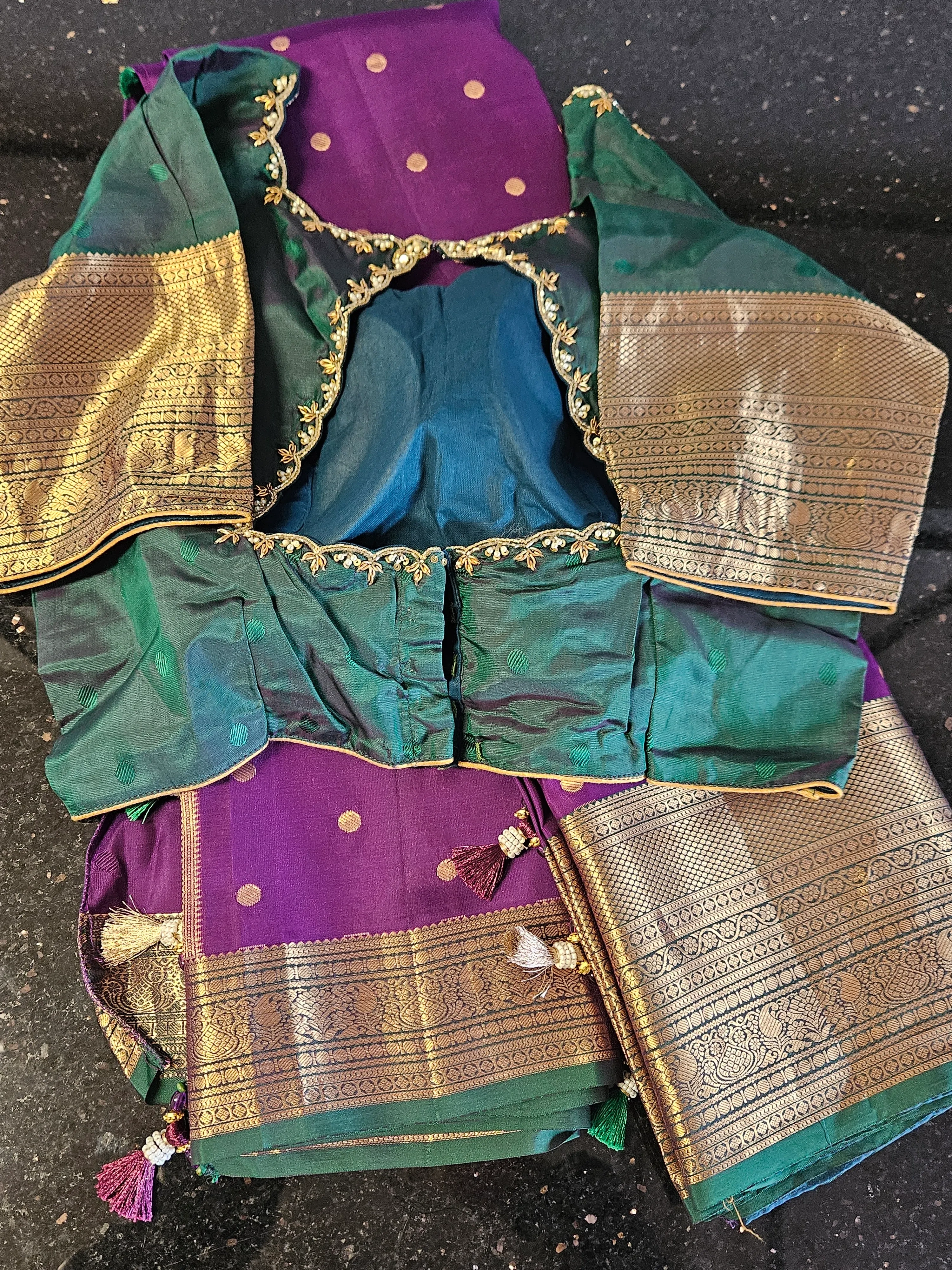 Handwoven Kanchipuram Silk Saree with Golden Zari - Wedding Wear - Image 3