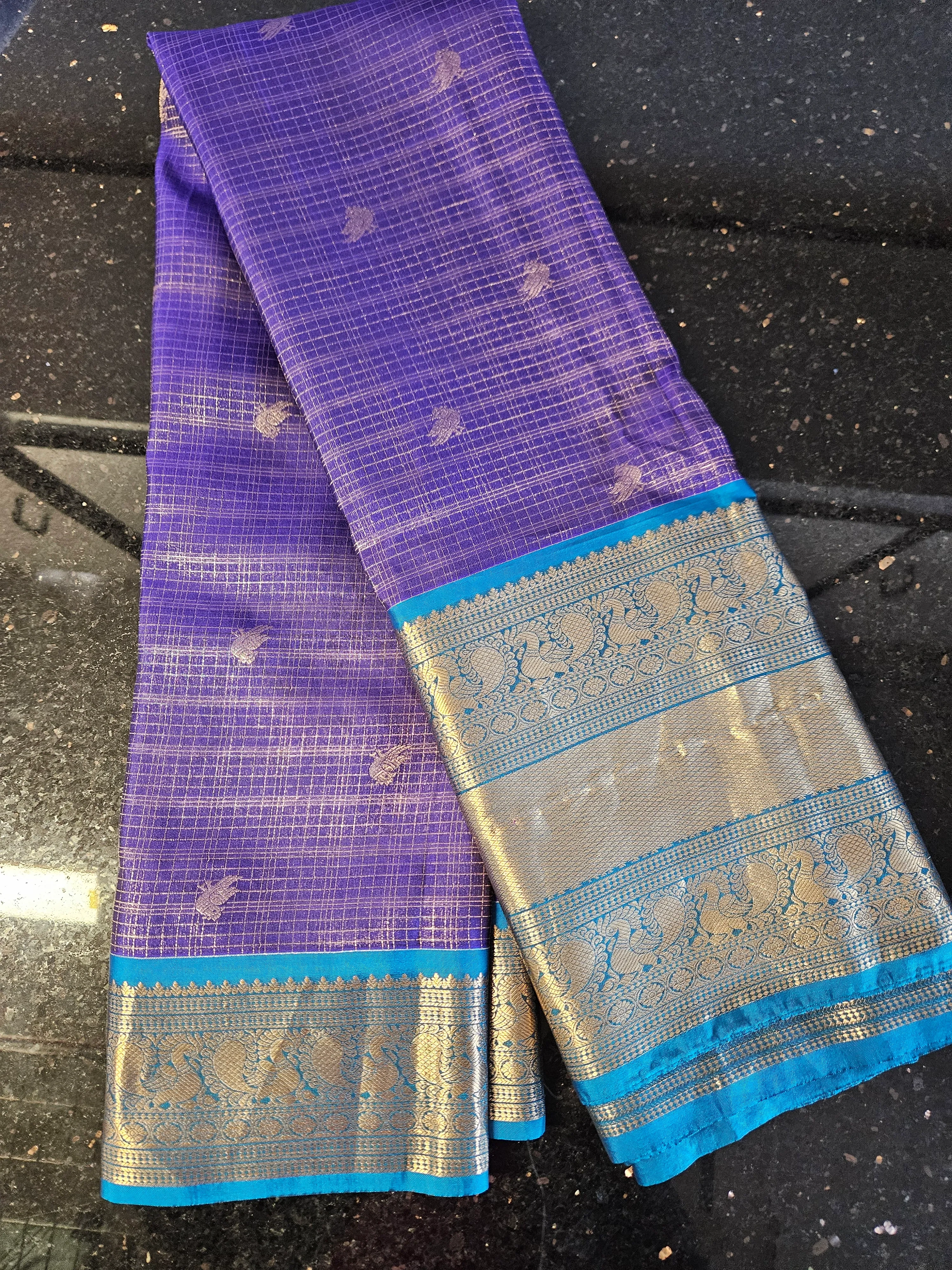 Pure Kanchipuram Silk Wedding Saree with Golden Zari - Image 4