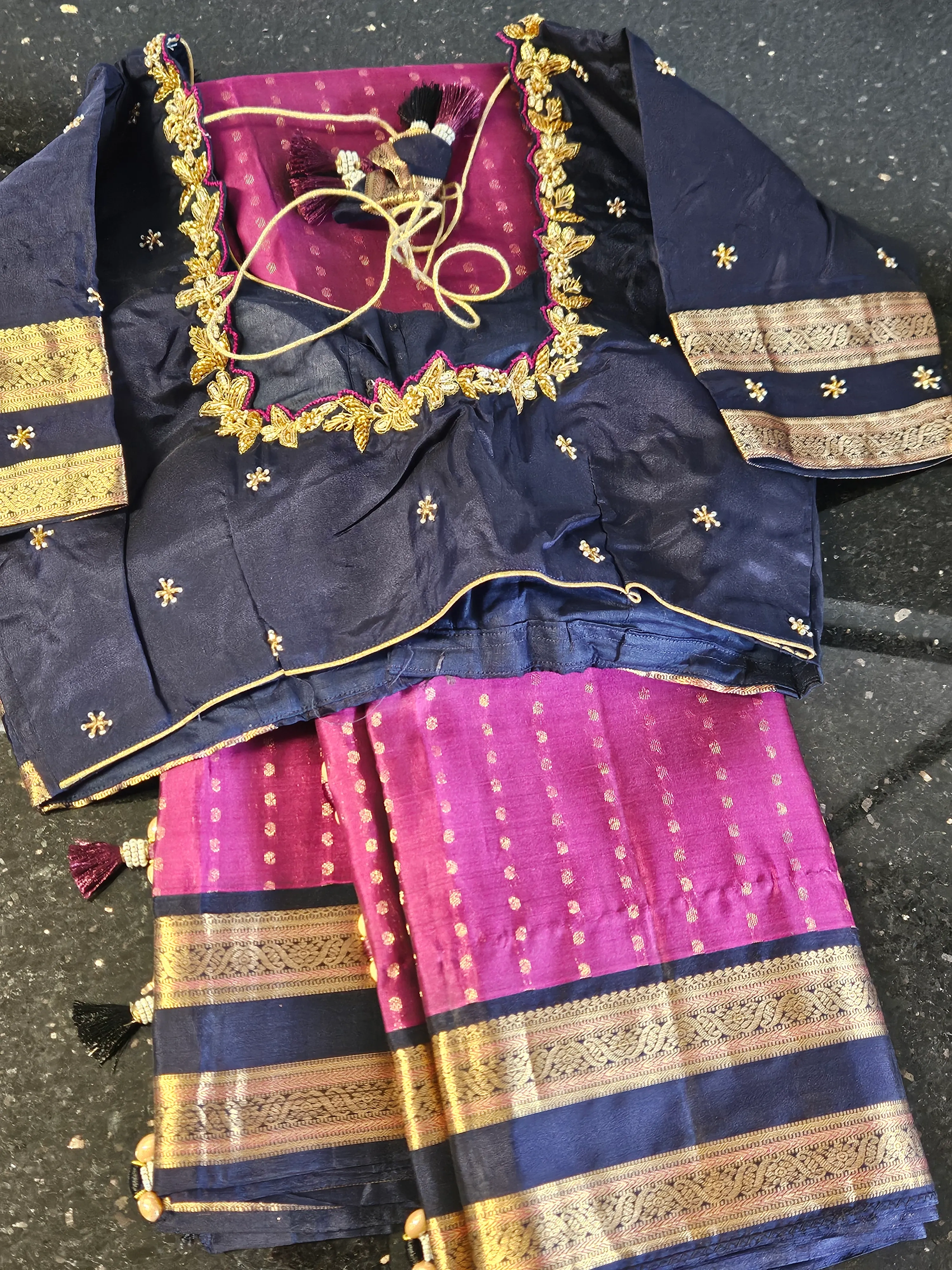 Pure Kanchipuram Silk Bridal Saree with Intricate Zari Work - Image 3