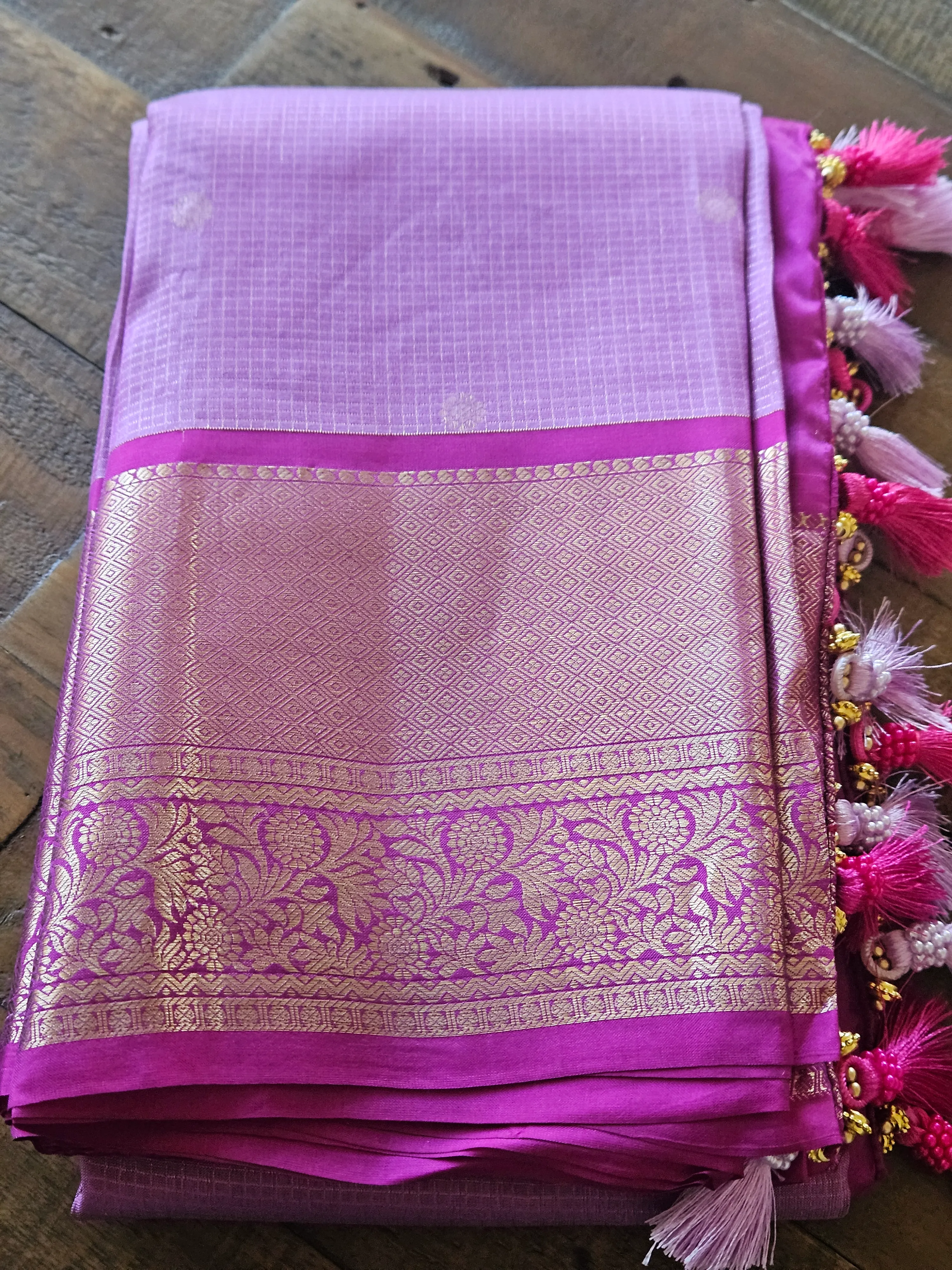 Timeless Elegance: Discover the Latest Handwoven Kanchipuram Silk Sarees for Your Wedding Trousseau