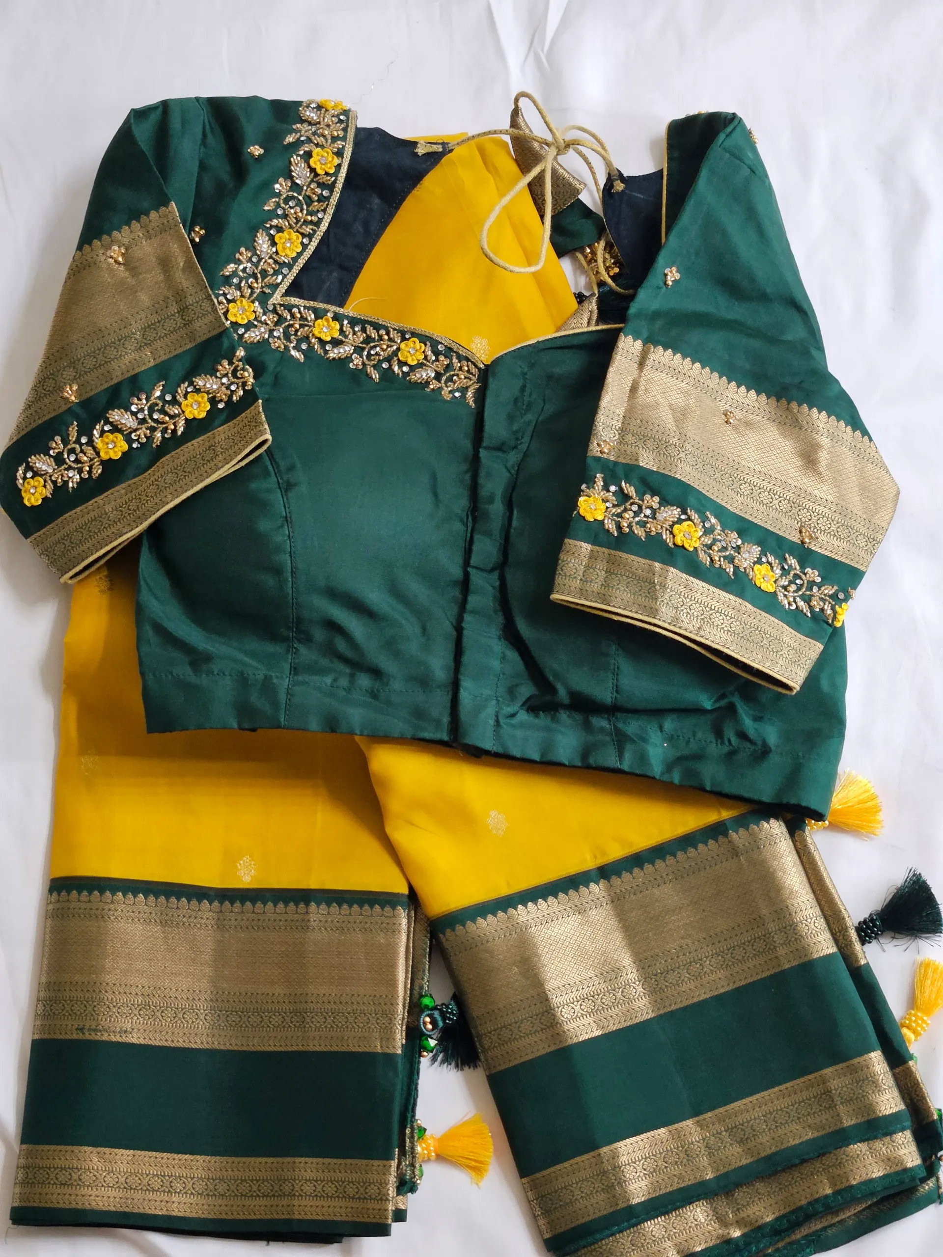 Luxurious Pure Kanchipuram Silk Saree for Weddings & Special Occasions - product image