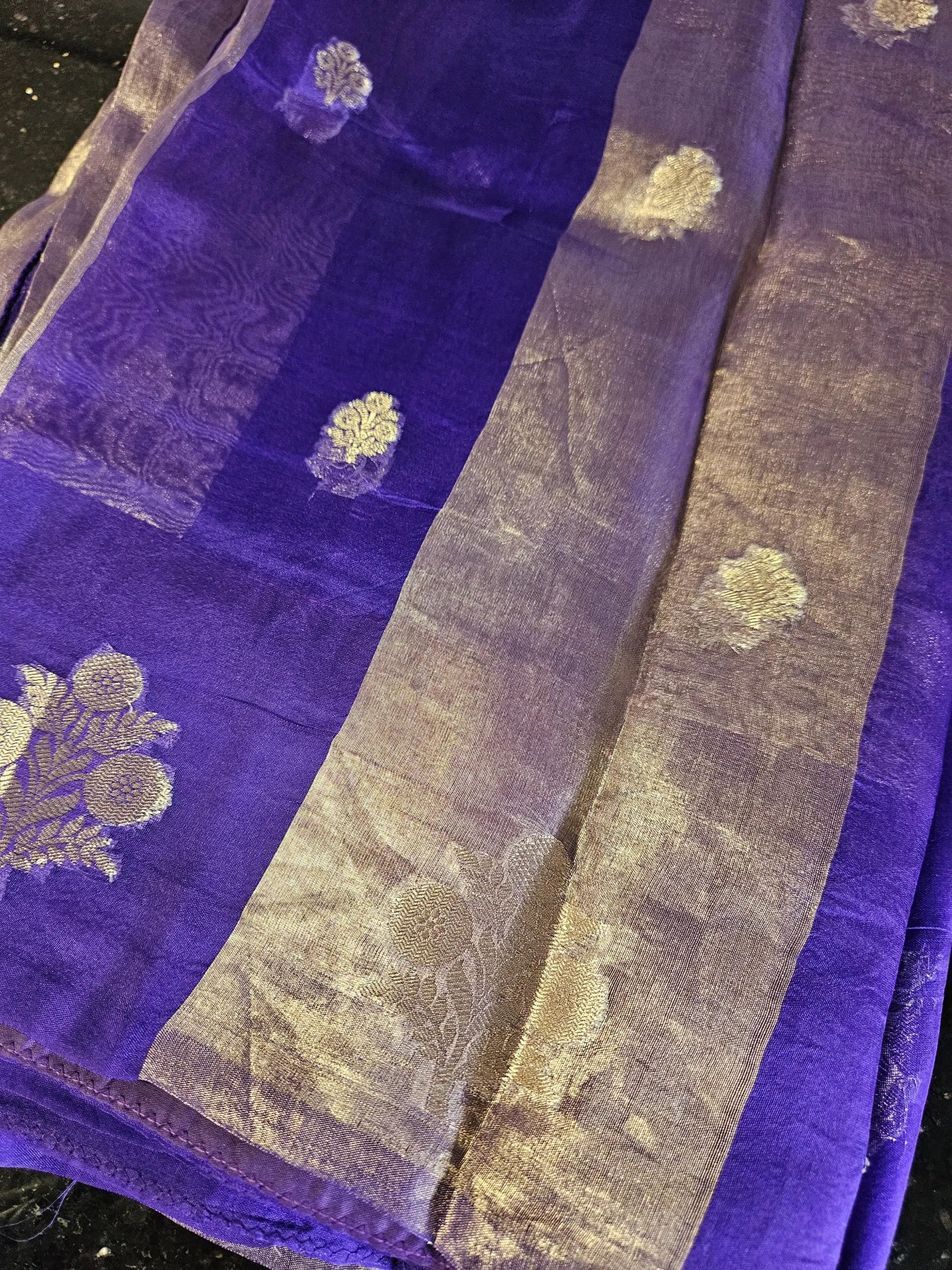 Exquisite Pure Banarasi Kora Tissue Saree for Weddings & Celebrations - product image