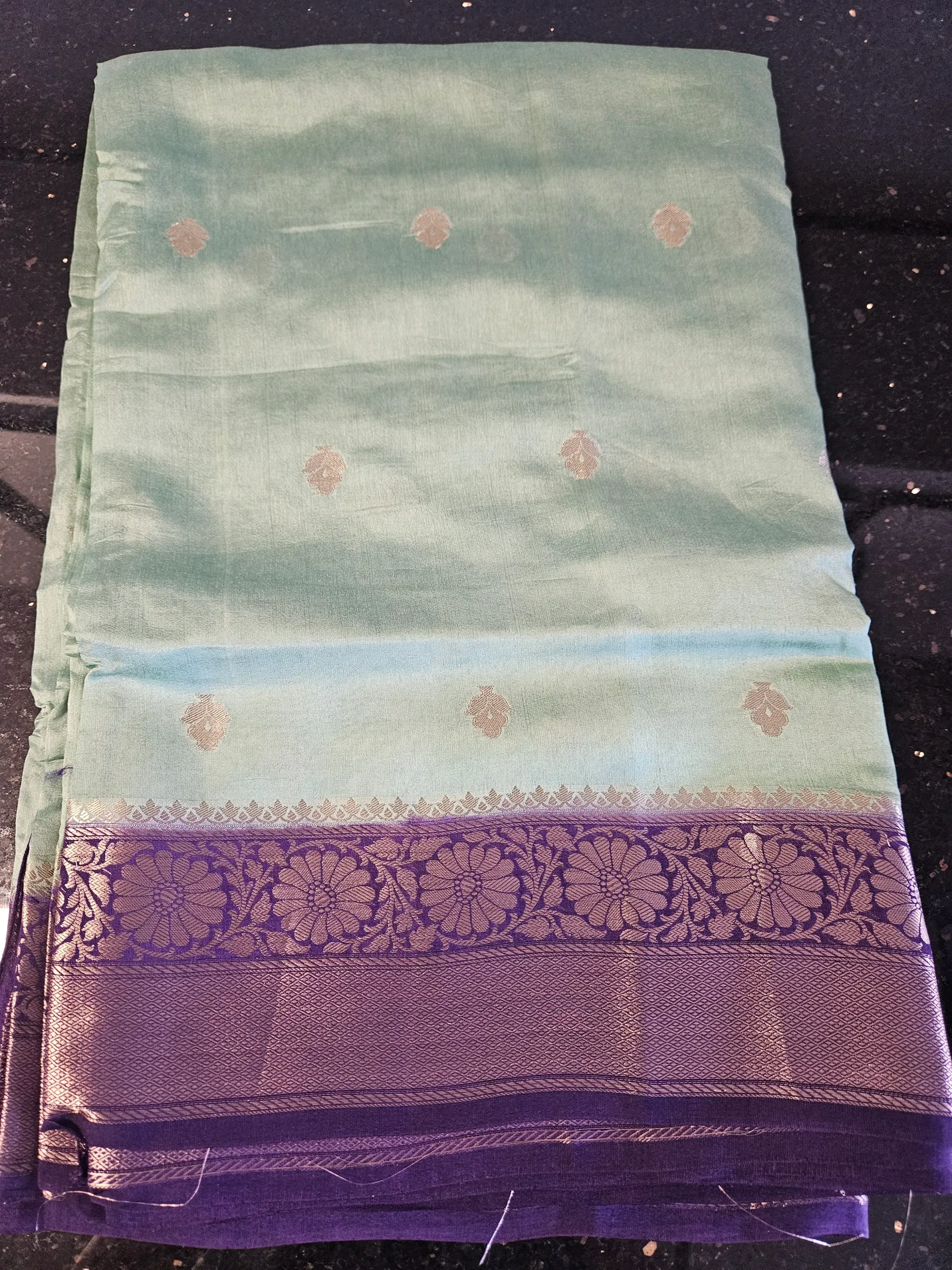 Exquisite Pure Banarasi Kora Tissue Saree for Weddings & Festive Elegance - product image
