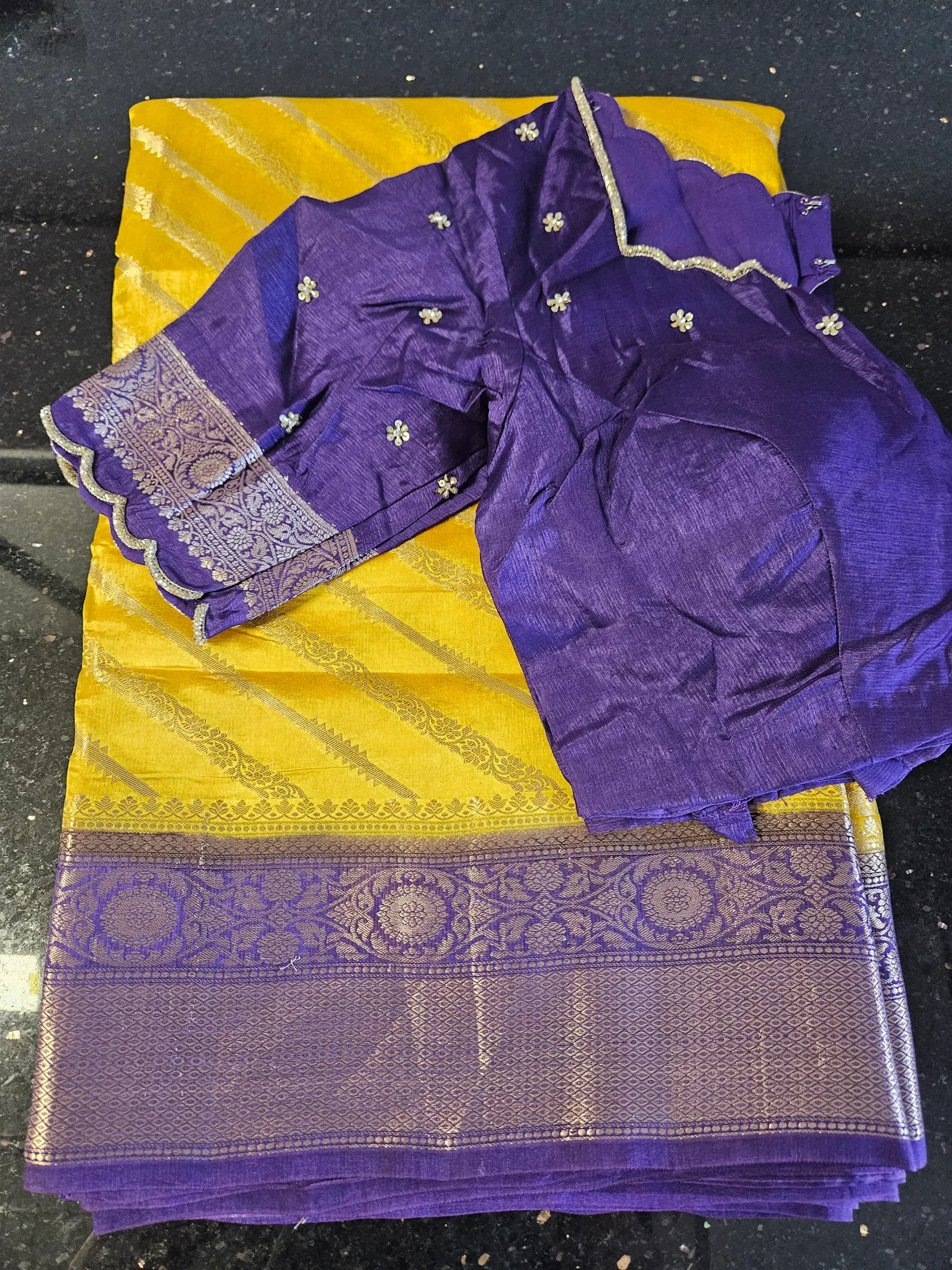 Exquisite Pure Raw Mango Silk Saree - Handwoven Elegance - product image