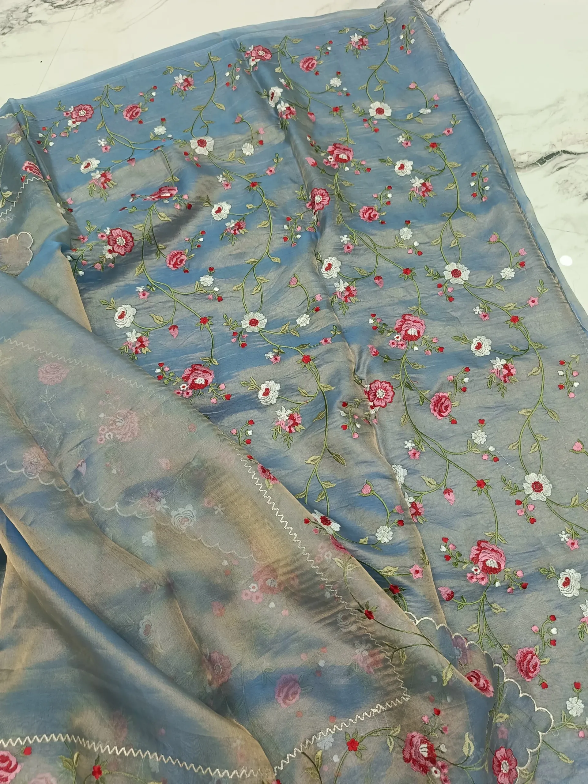 Exquisite Pure Banarasi Tissue Silk Saree - Timeless Indian Elegance - product image