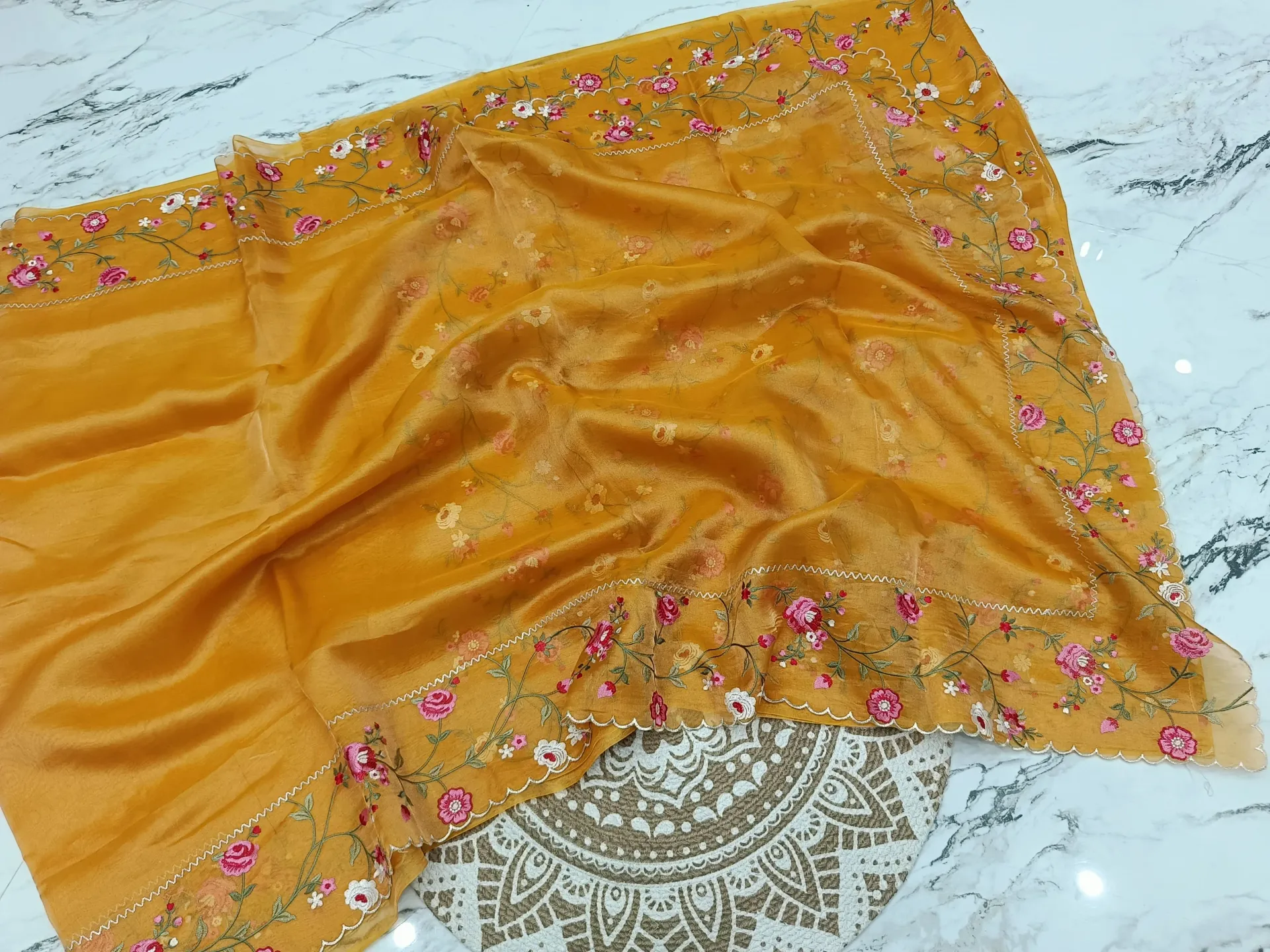 Luxurious Pure Banarasi Tissue Saree with Intricate Zari Work - product image
