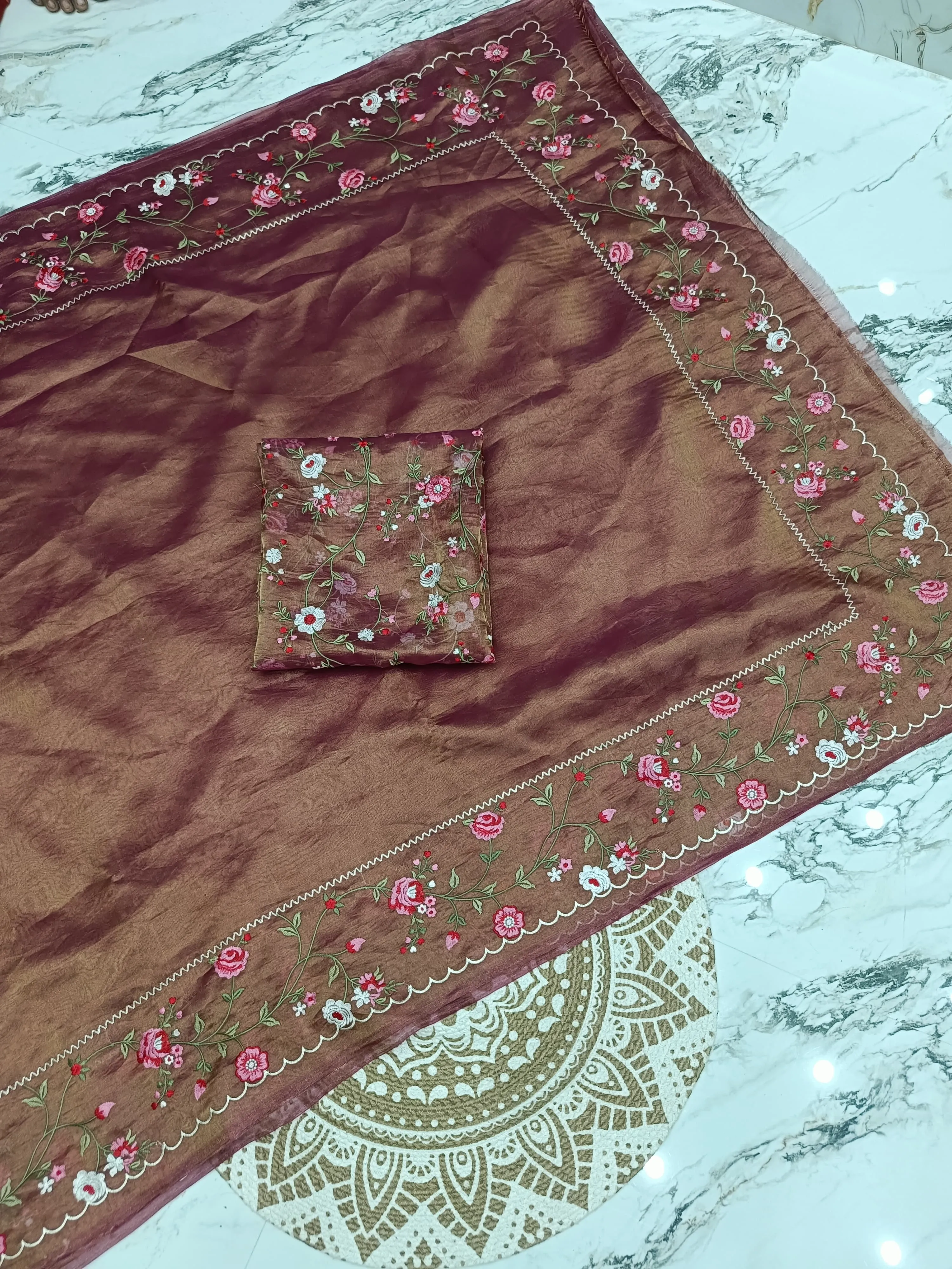 Indian Sarees in USA: Discover the Timeless Elegance of Handwoven Banarasi Tissue Sarees by Swathi Design