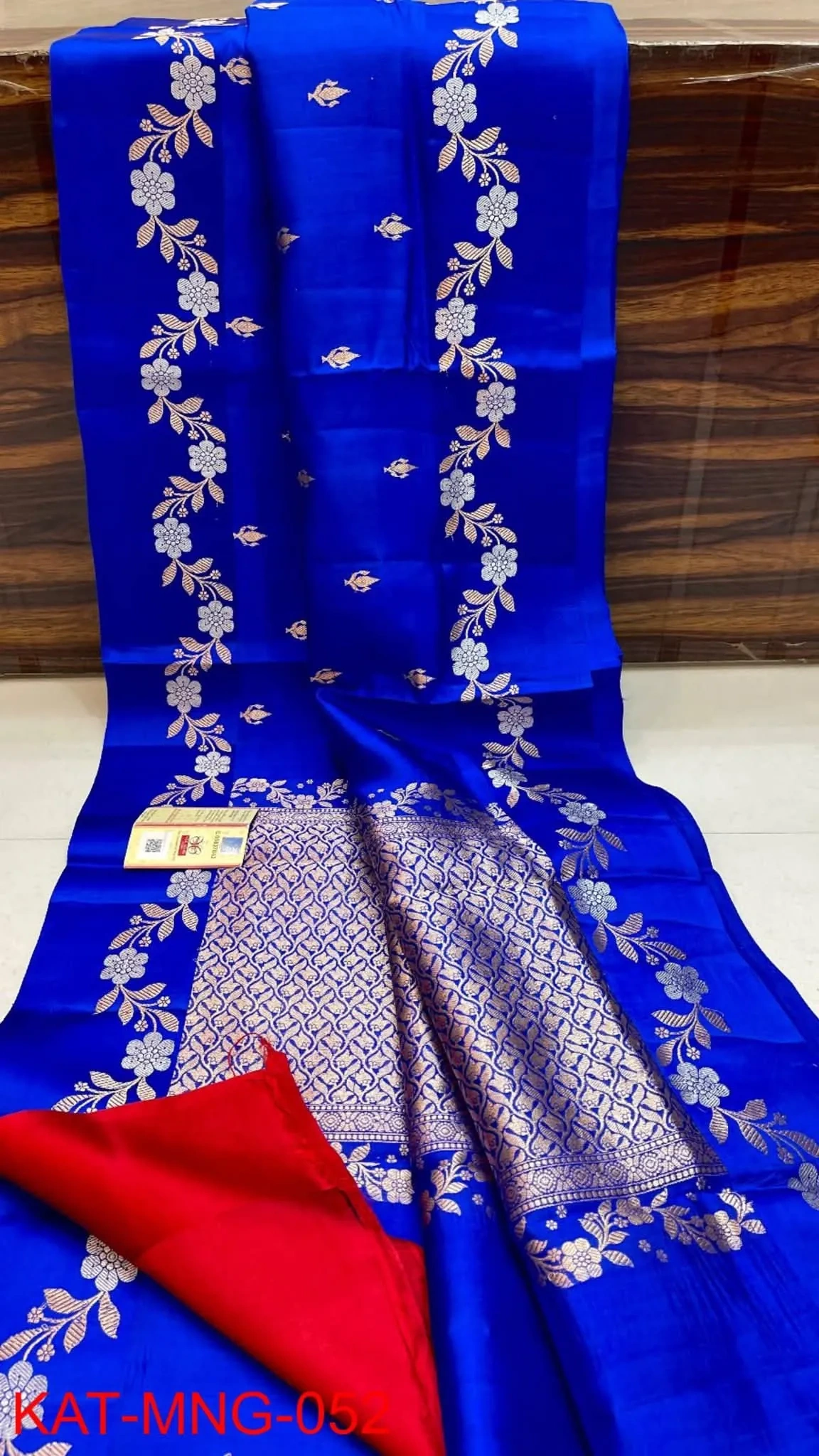 Pure Handloom Raw Mango Pattu Silk Saree - Luxury Ethnic Wedding Wear - ethnic Indian fashion from Swathi Design