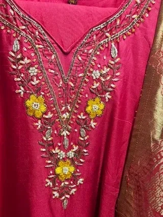 Luxurious Pure Dola Silk Maroon Ethnic Dress for Weddings & Festivals - Image 3