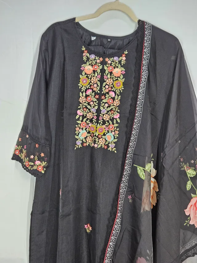 Elegant Pure Muslin Ethnic Dress – Lightweight & Timeless Style - product image