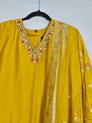 Elegant Pure Dola Silk Gown for Indian Weddings & Festive Celebrations - Image 2