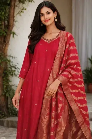 Elevate Your Wardrobe with Swathi Design’s Exquisite Ethnic Gowns and Lehenga