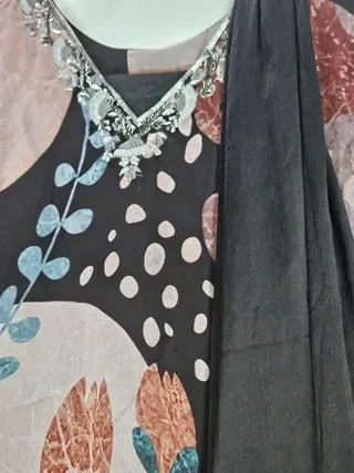 Handcrafted Indian Wedding Lehenga Gown in Pure Georgette - Image 5