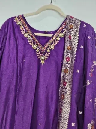 Exquisite Jewel-Toned Dola Silk Gown for Weddings & Festive Elegance - Image 4